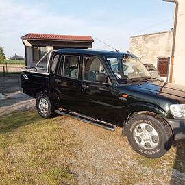 Mahindra Pick-up 2.5 CRDe Autocarro 4X4