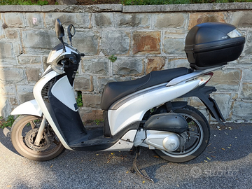 Scooter Sh 125