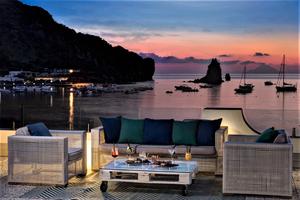 Vulcano ampio Monolocale sul mare