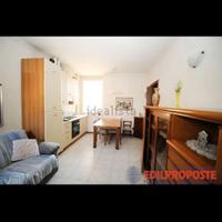 Mobili, letto, cucina ecc