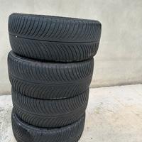 GOMME INVERNALI 255 40 20 michelin pilot 60%