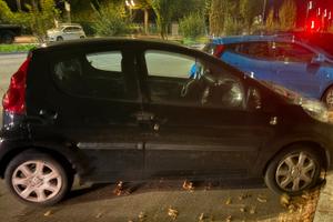 Peugeot 107 2010 benzina