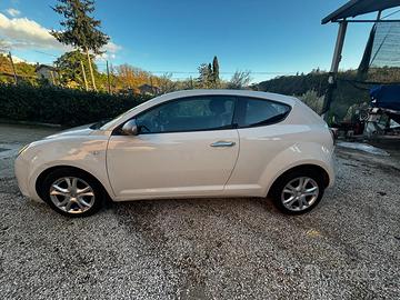 Alfa Romeo Mito 1.3 JTDm-2 Distinctive 95 Cv