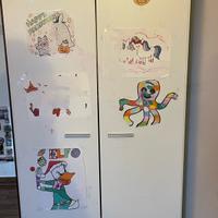 Armadio bianco due ante e due cassetti