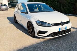 Volkswagen Golf 7.5 R-Line