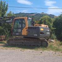 Escavatore Volvo EC140B LC