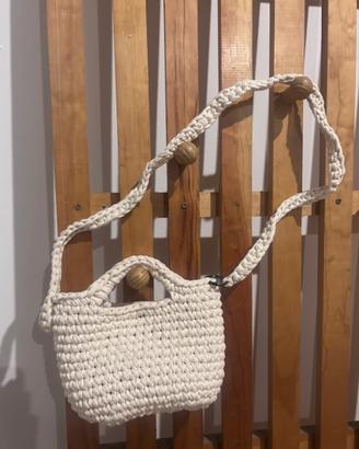 Borsa beige, uncinetto