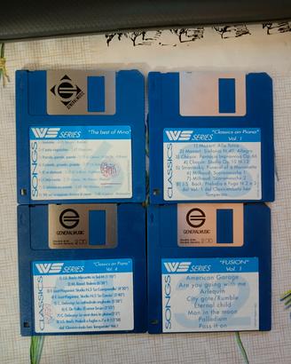 Lotto di 4 floppy disk GENERALMUSIC.
