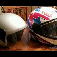 Caschi n. 2 moto scooter usati poco