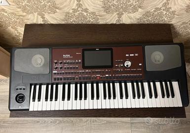 Korg PA 700