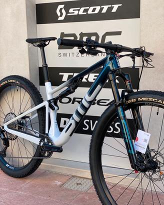 Bmc Fourstroke Three Nuova Promo