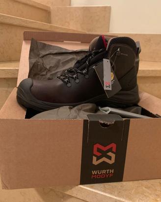 Scarpe antinfortunistiche. NUMERO 44.