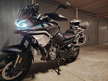 cf moto 800 mt sport 