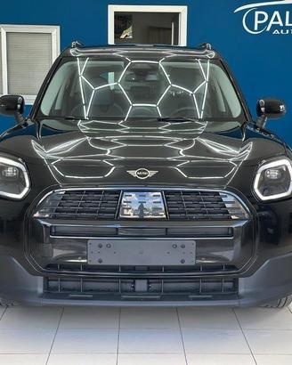 MINI Mini D Essential Countryman