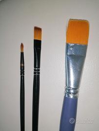 3 pennelli belle arti nuovi
