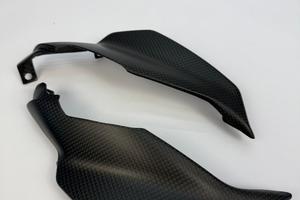 Baffi faro carbonio Ducati Streetfighter V4 V2 25-