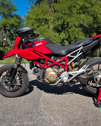 Ducati Hypermotard 1100s