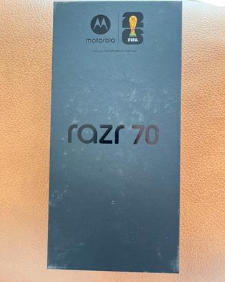 Motorola razr 70