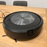 iRobot Roomba J7 (j715840)