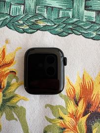 Apple Watch SE 2nd Gen. (2022) GPS 40mm nero