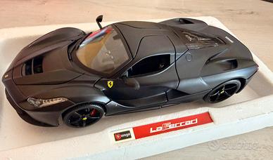 Bburago Ferrari LaFerrari 1:18 Nera Signature