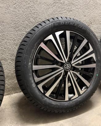 Gomme Invernali con cerchi toyoya AYGO 2025 NUOVE