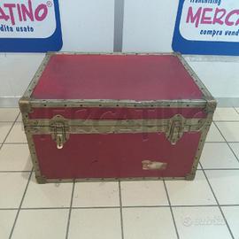 BAULETTO ROSSO 70X55X45 CONTORNO METALLO