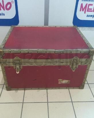 BAULETTO ROSSO 70X55X45 CONTORNO METALLO