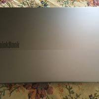 Portatile nuovo ancora imballato.