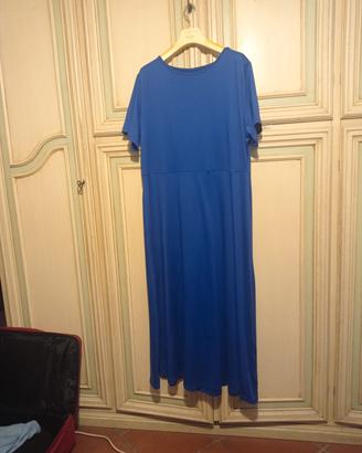 abito lungo azzurro 