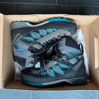 Scarponi Scarpa Marmolada 39 nuovi