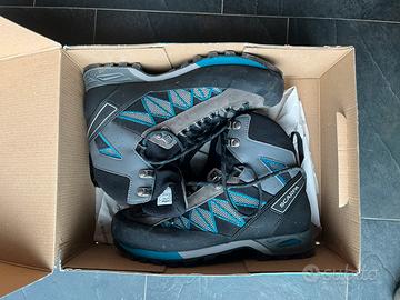 Scarponi Scarpa Marmolada 39 nuovi