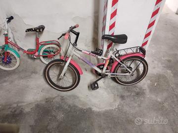 Tre bici da bambino