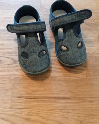 Scarpe chicco taglia 25