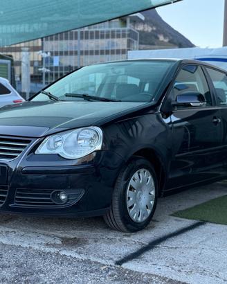 Volkswagen Polo 1.4 16V FSI 5p. Sportline