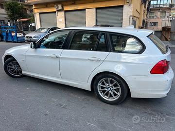 BMW Serie 3 (E90/91) - 2010