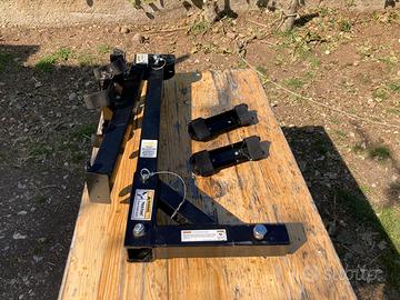 Portabici 4 bici pieghevole per auto