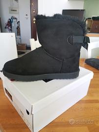 Stivaletti donna con pelo n. 39