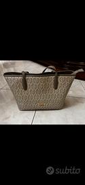 Borsa Notredame by Byblos