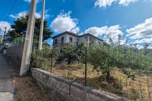 Appartamento indipendente in villa a Ragalna