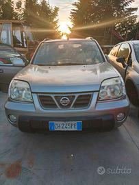 NISSAN X TRAIL PER PEZZI