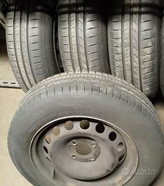 Gomme e cerchi Punto/ Panda 