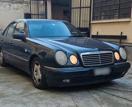 Mercedes e 200 benzina avantgarde