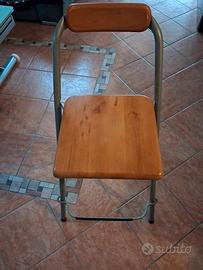 sgabelli in legno e acciaio 