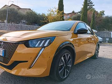 Peugeot e-208 GT 100kW my20 + COLONNINA RICARI