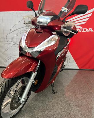 Honda SH 300