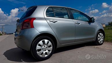 Toyota Yaris 1.0 5 porte – 132.000 km, tagliandata