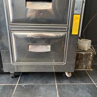 frigo a cassetti per bar 