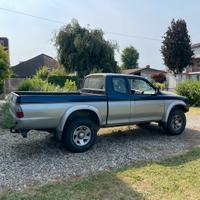L200 115cv 2 porte 4 posti, gancio, hard top