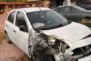 Nissan micra incidentata